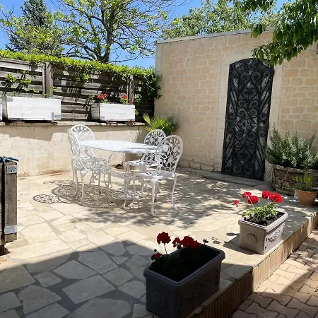Studio A Beaune Avec Jardin Amenage Et Wifi