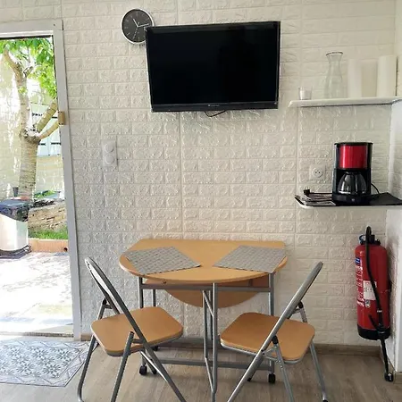 Studio A Beaune Avec Jardin Amenage Et Wifi Appartement